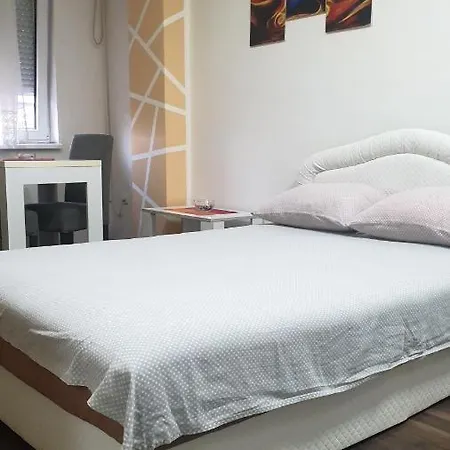 Apartmani Borko 1-1 Loznica Exterior photo